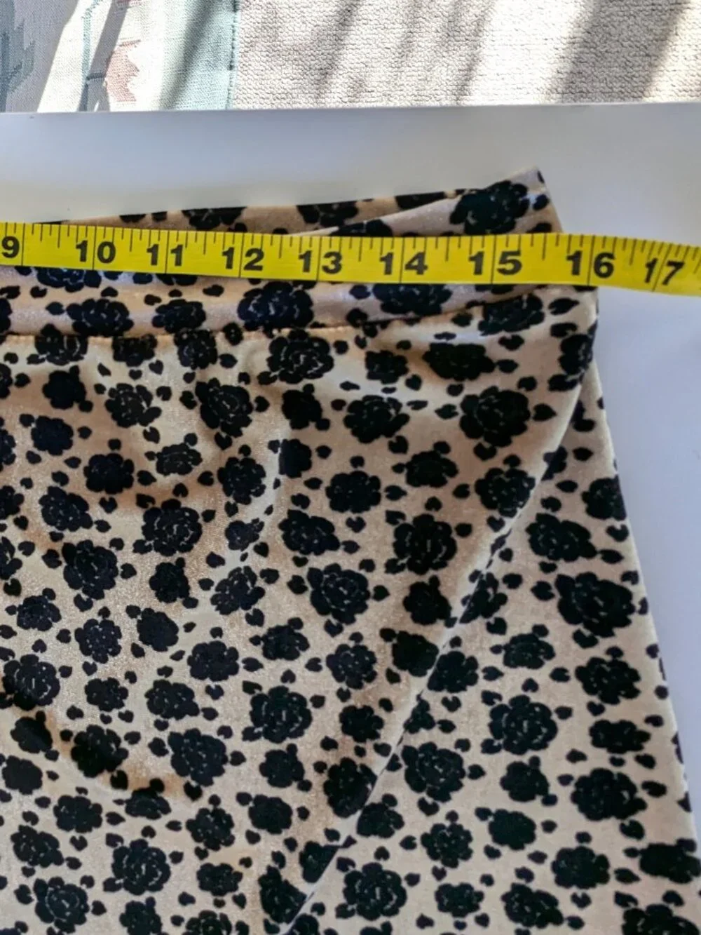 Handmade Sz Large A-Line Stretch Velvet Skirt-32-36